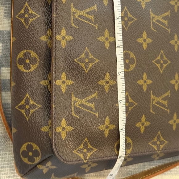 Vintage Louis Vuitton Musette shoulder bag - Picture 14 of 16